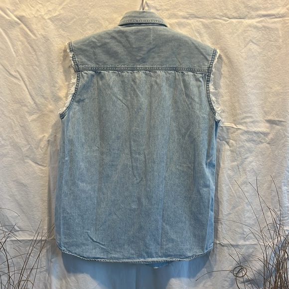 HARLEY-DAVIDSON S/M Unisex Sleeveless Denim fringe biker-core HD logo buttons - Picture 3 of 4